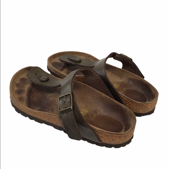 The BIRKENSTOCK Gizeh Thong Sandal Bronze Size 4 - Picture 4 of 16